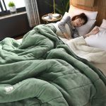 Coral-Fleece-Spring-Winter-Warm-Blankets-for-Bed-3-Layers-Thicken-Flannel-Blanket-Quilt-Soft-Comfortable-2