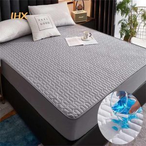 Waterproof-Thicken-Mattress-Pad-Protector-Skin-Friendly-Durable-Fitted-Sheet-Bed-Cover-Latex-Mat-Cover-150x200-1