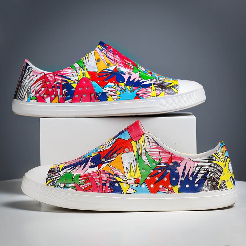 2023-New-Wnc-Native-Hole-Shoes-Couple-Graffiti-Men-and-Women-Sandalias-Colorful-Adult-Casual-Baotou